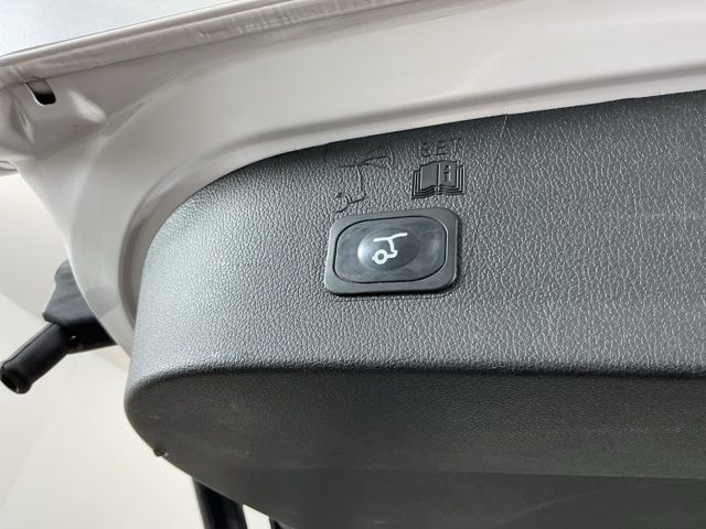 Used 2016 Ford Escape - photo 34
