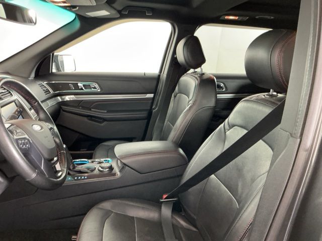 Used 2016 Ford Explorer - photo 7