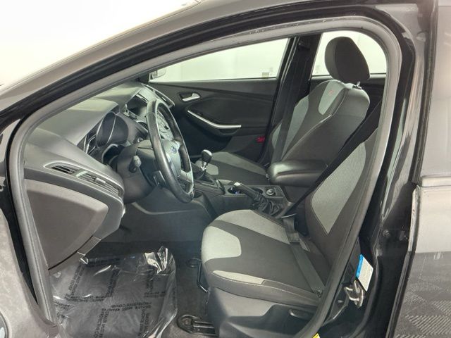 Used 2013 Ford Focus - photo 15