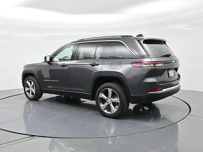 2022 Jeep Grand Cherokee 4x2 SUV for sale #202598P - photo 2