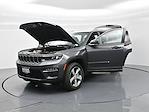 2022 Jeep Grand Cherokee 4x2 SUV for sale #202598P - photo 40