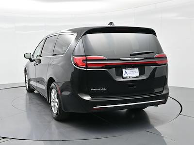 2023 Chrysler Pacifica FWD Minivan for sale #202880K - photo 2