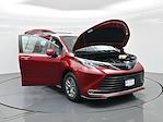 2022 Toyota Sienna FWD Minivan for sale #203322P - photo 41
