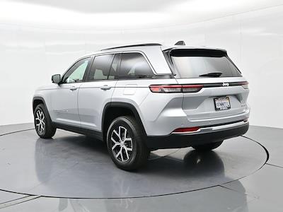 Used 2024 Jeep Grand Cherokee Limited SUV for sale #203430P - photo 2