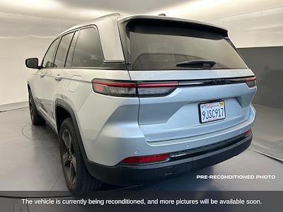 2023 Jeep Grand Cherokee 4x2 SUV for sale #203587A - photo 2