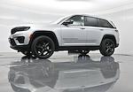 2023 Jeep Grand Cherokee 4x2 SUV for sale #203587A - photo 51