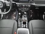 2023 Jeep Gladiator Crew Cab 4x4 Pickup for sale #203607R - photo 23