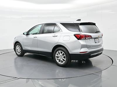 2022 Chevrolet Equinox FWD SUV for sale #203737P - photo 2