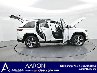 2022 Jeep Grand Cherokee 4xe 4WD SUV for sale #204027P - photo 2