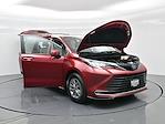 Used 2022 Toyota Sienna XLE Minivan for sale #204099K - photo 35