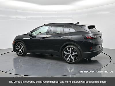 Used 2023 Volkswagen ID.4 - photo 1