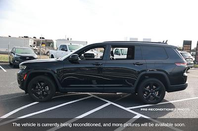 Used 2022 Jeep Grand Cherokee L - photo 1