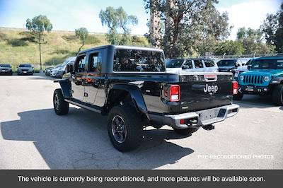 Used 2021 Jeep Gladiator - photo 1