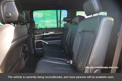 Used 2022 Jeep Wagoneer - photo 1