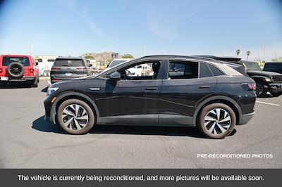 Used 2024 Volkswagen ID.4 - photo 1