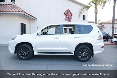 Used 2023 Lexus GX 460 - photo 1