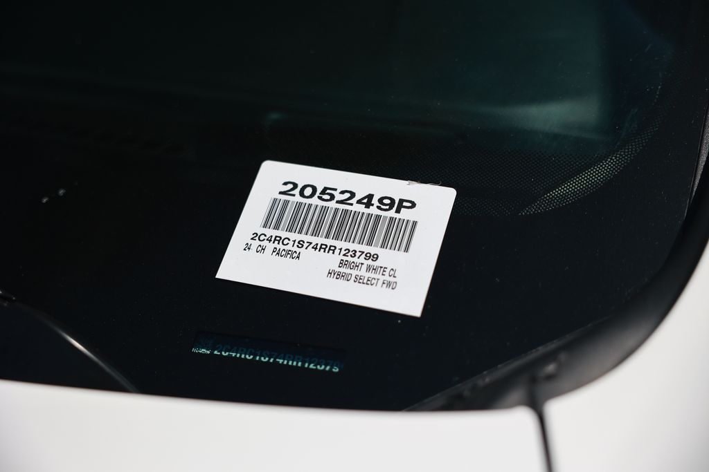 Used 2024 Chrysler Pacifica - photo 21