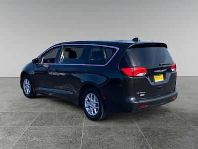 Used 2023 Chrysler Voyager - photo 1