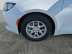 Used 2022 Chrysler Voyager LX Minivan for sale #J-E565160A - photo 14