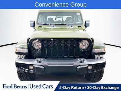 Used 2022 Jeep Gladiator - photo 1