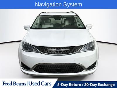 2018 Chrysler Pacifica FWD Minivan for sale #D602551 - photo 2