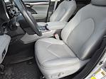 2023 Toyota Highlander AWD SUV for sale #BTT1114A - photo 31