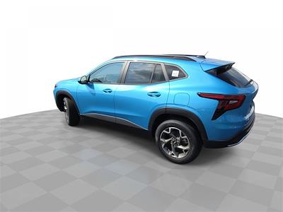 2025 Chevrolet Trax FWD SUV for sale #CTS1860 - photo 2