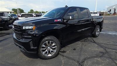 2019 Chevrolet Silverado 1500 Crew Cab 4x4 Pickup for sale #CTT1071A - photo 2