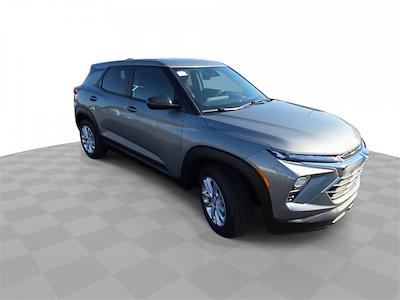 2026 Chevrolet Trailblazer FWD SUV for sale #CTT1098 - photo 2