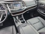 2019 Toyota Highlander 4x4 SUV for sale #GMS1371A - photo 10