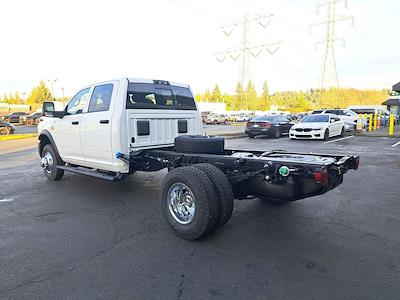 2026 Ram 3500 Tradesman Crew Cab 60 CA 4WD, Cab Chassis 7D0540 for sale #7D0540 - photo 2