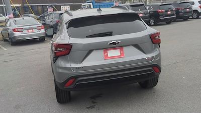2025 Chevrolet Trax FWD SUV for sale #31260201A - photo 2