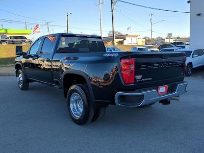 New 2026 Chevrolet Silverado 3500 LT Crew Cab for sale #31260348 - photo 2