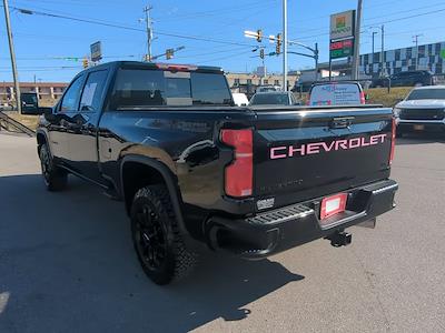 Used 2025 Chevrolet Silverado 3500 - photo 1