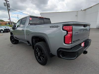 2025 Chevrolet Silverado 2500 Crew Cab 4WD Pickup for sale #3151031 - photo 2