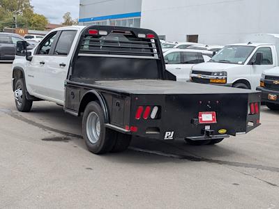 New 2025 Chevrolet Silverado 3500 Work Truck Crew Cab 4WD Flatbed Truck for sale #F3151265 - photo 2