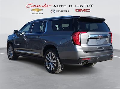 Used 2022 GMC Yukon XL - photo 1
