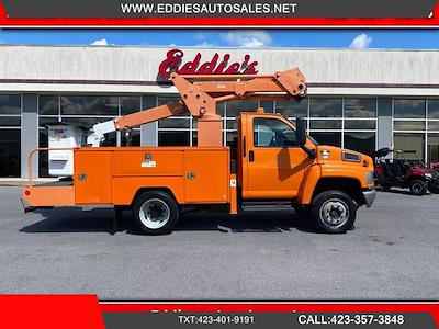 Used 2004 Chevrolet Kodiak C4500 C4500 Regular Cab 4x2 Bucket Truck for sale #S0185 - photo 1