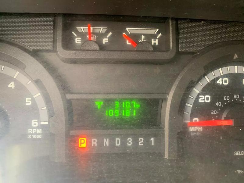 Used 2014 Ford E-350 - photo 15