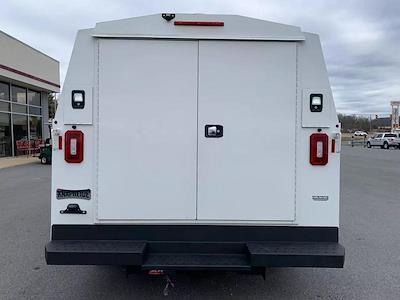 Used 2018 Chevrolet Express 3500 - photo 1