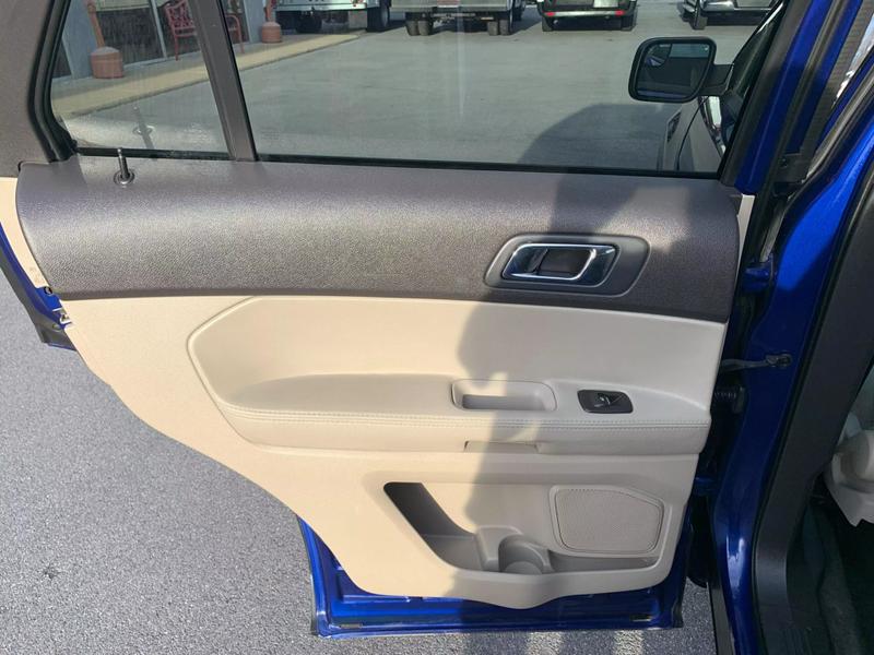 Used 2014 Ford Explorer - photo 24