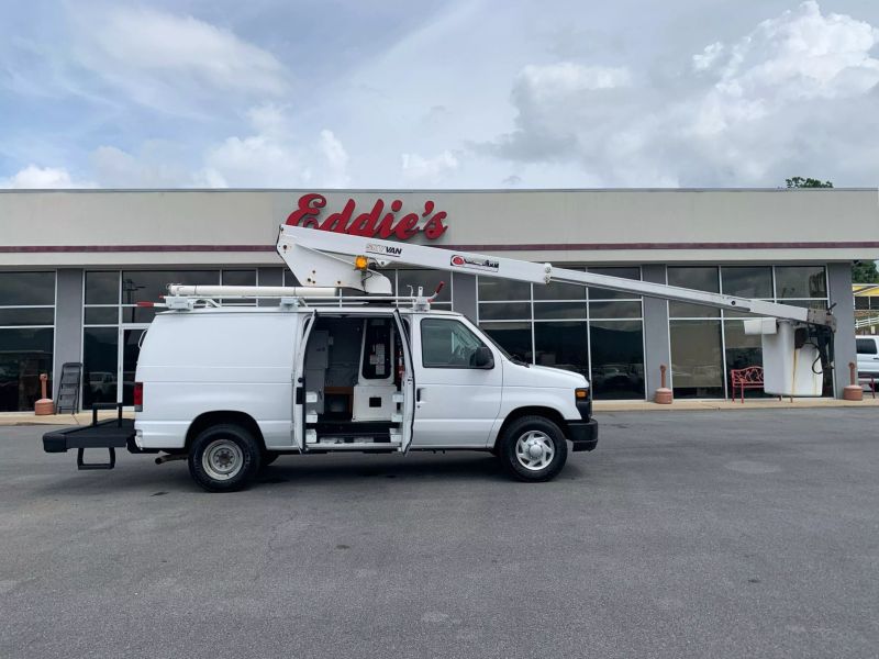 Used 2012 Ford E-350 - photo 44