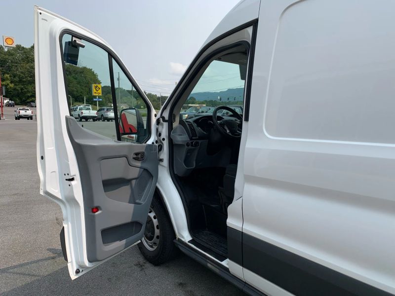 Used 2016 Ford Transit 150 - photo 9