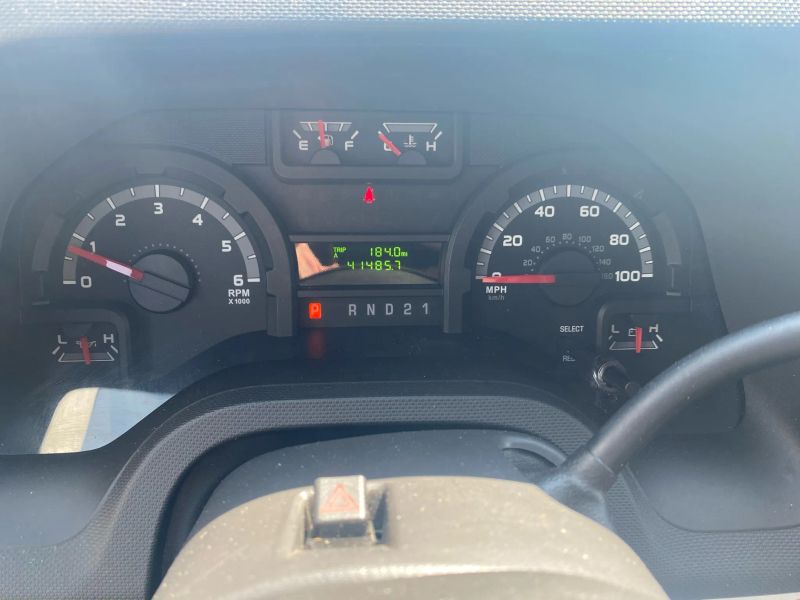 Used 2013 Ford E-350 - photo 15