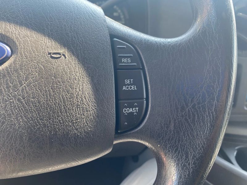 Used 2013 Ford E-350 - photo 18
