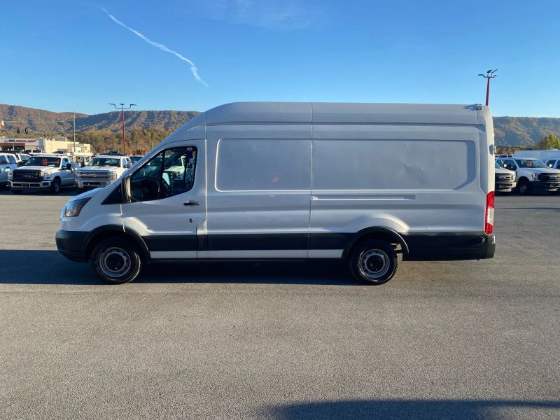 Used 2015 Ford Transit 250 - photo 9