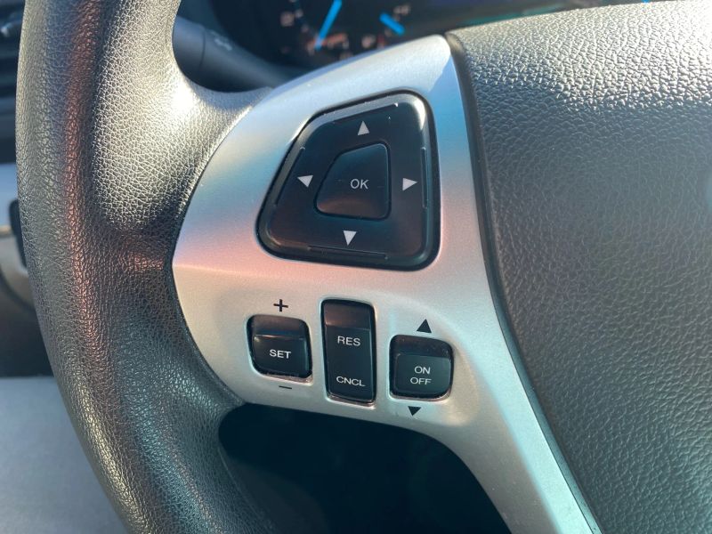 Used 2013 Ford Explorer - photo 19