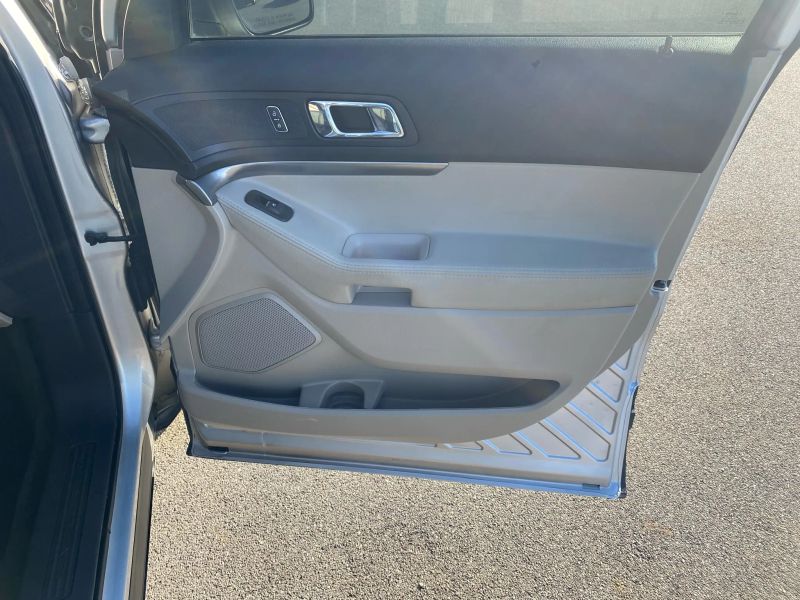 Used 2013 Ford Explorer - photo 22
