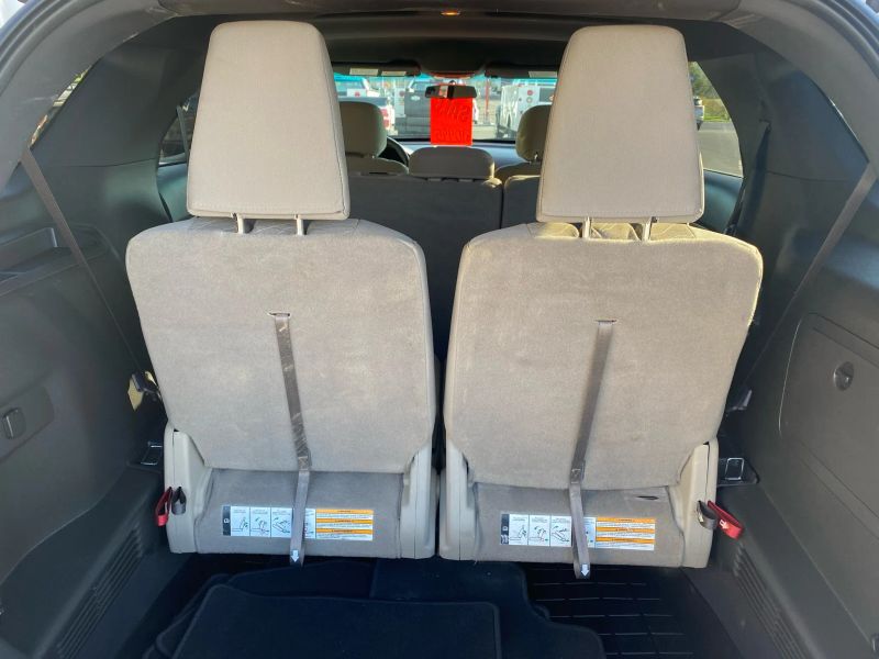Used 2013 Ford Explorer - photo 33