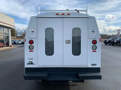 Used 2006 Ford E-350 - photo 1